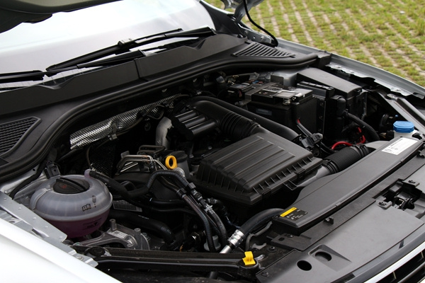 一汽大众新宝来280tsi,大众2019款1.5新宝来测试