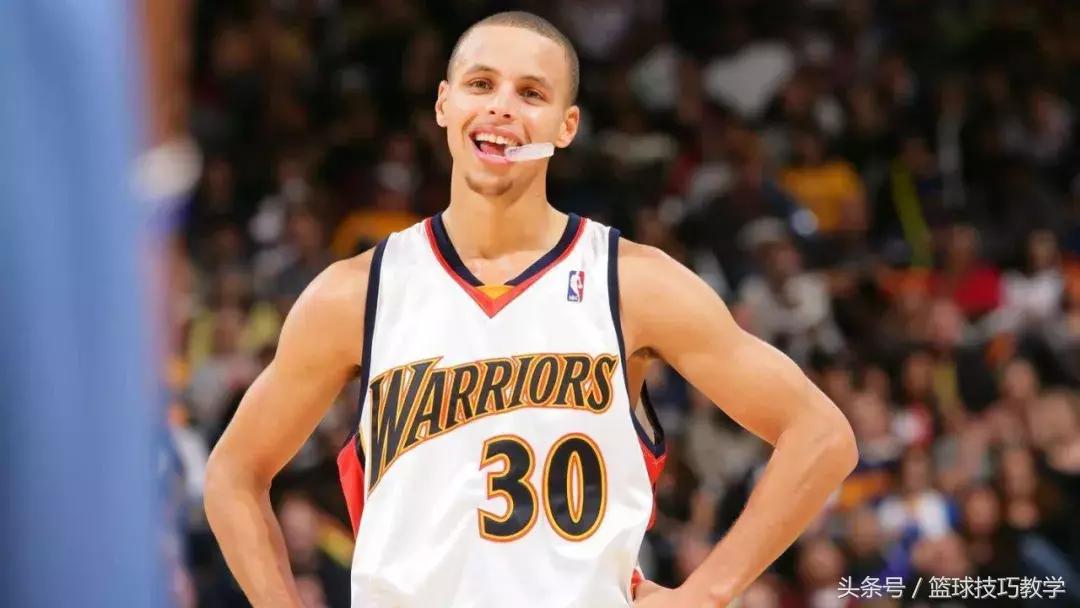 戈登晃断了库里的脚踝 (戈登晃断库里脚踝)