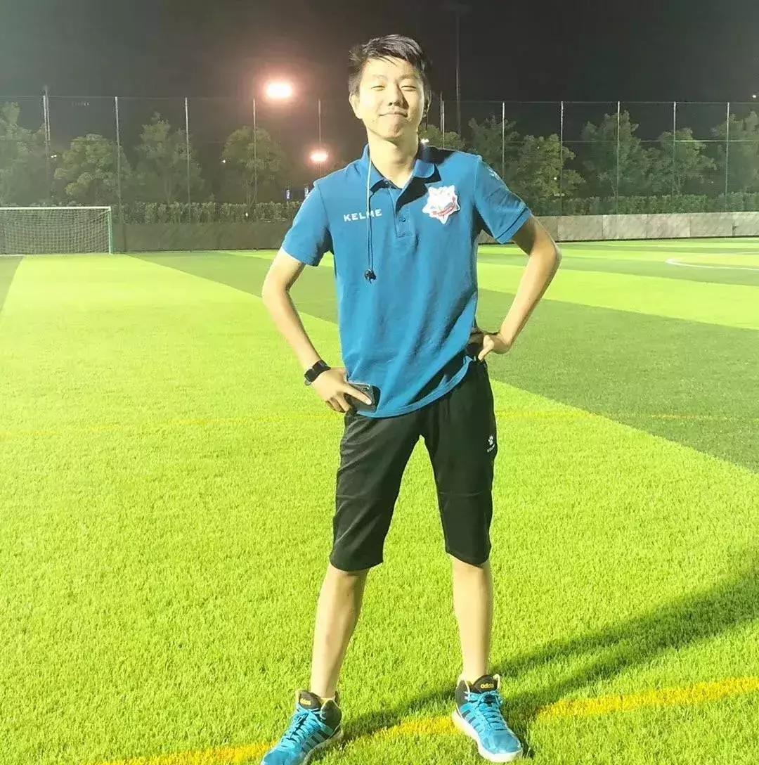 踢球真的没出路吗,足球如何才能称得上球王