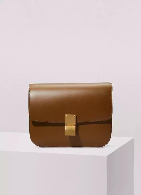 CELINE换Logo了！老Céline还有什么值得买的？