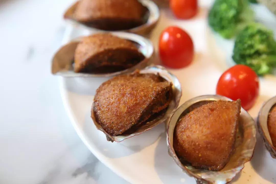 一千斤巨型龙虾,18斤巨型龙虾