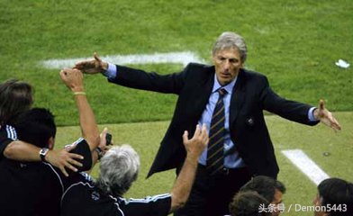 实况足球战术打法教学,实况足球如何调整阵型教学