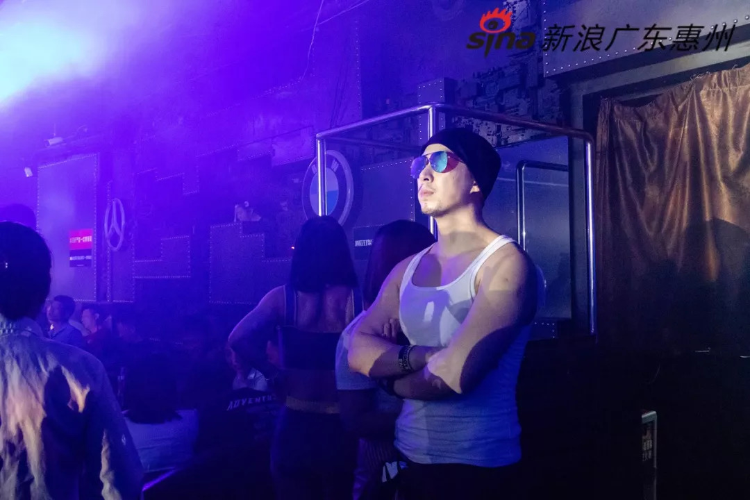 「看见惠州006期」酒吧*男舞**的夜与日