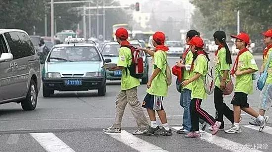 如何做好孩子的安全防护工作,如何做好孩子自身安全保护