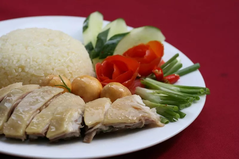 海南鸡饭新加坡价格,海南鸡饭号称新加坡的国菜