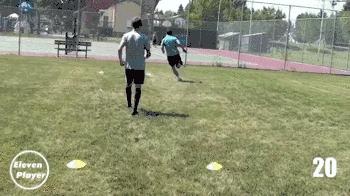 篮球野球场过人技巧,足球运球过人的方法及技巧