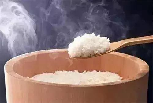 饭没煮熟夹生饭第二天怎么补救,饭没煮熟夹生饭怎么补救