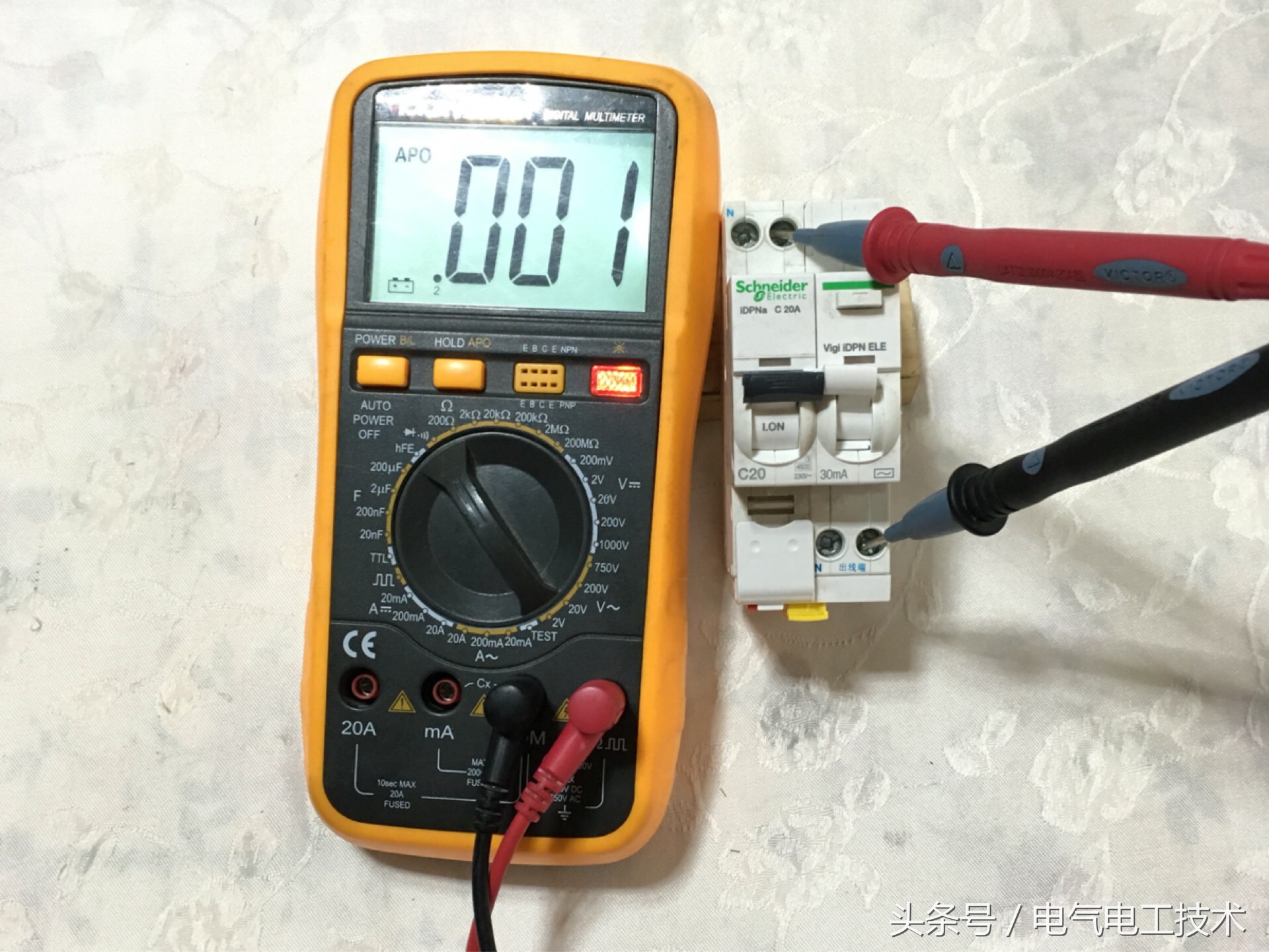 漏保怎么接线才正确,漏保左火右零接线图