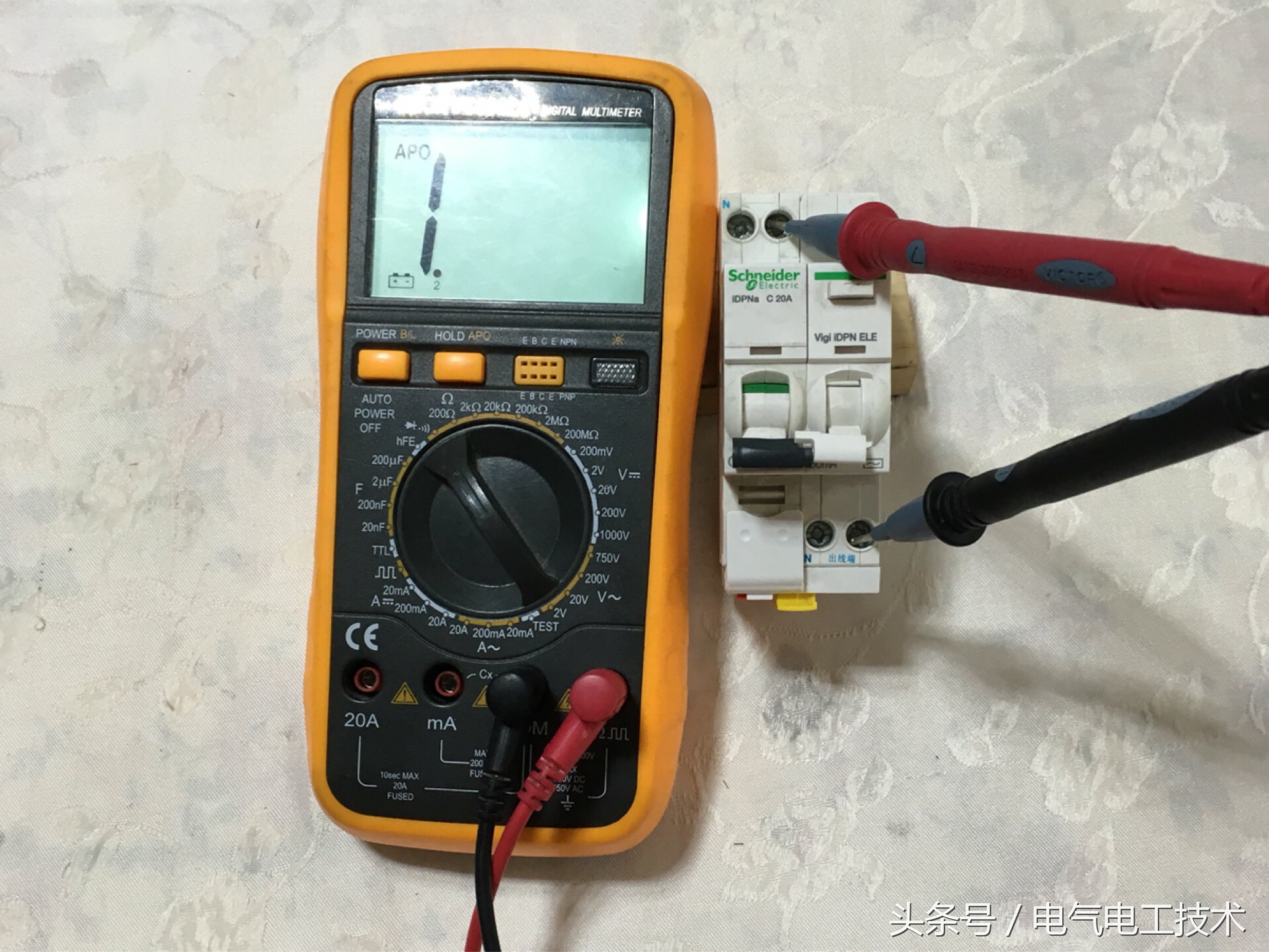 漏保怎么接线才正确,漏保左火右零接线图