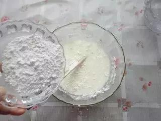 冰皮月饼怎么做才不会软糯变硬,冰皮月饼不需要烘焙吗