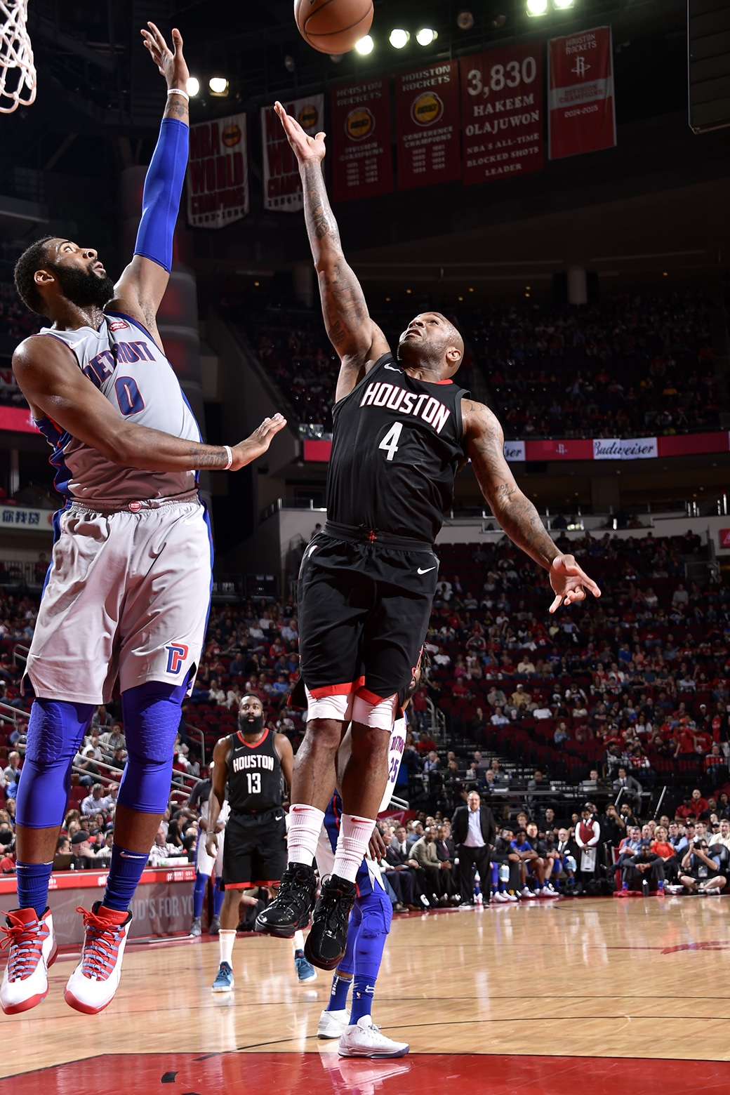 塔克球鞋上脚视频,塔克4000双球鞋