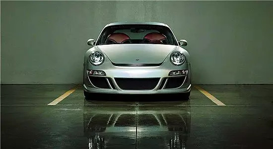 如何不踩刹车让倒车灯亮,夜间倒车灯看不见怎么办