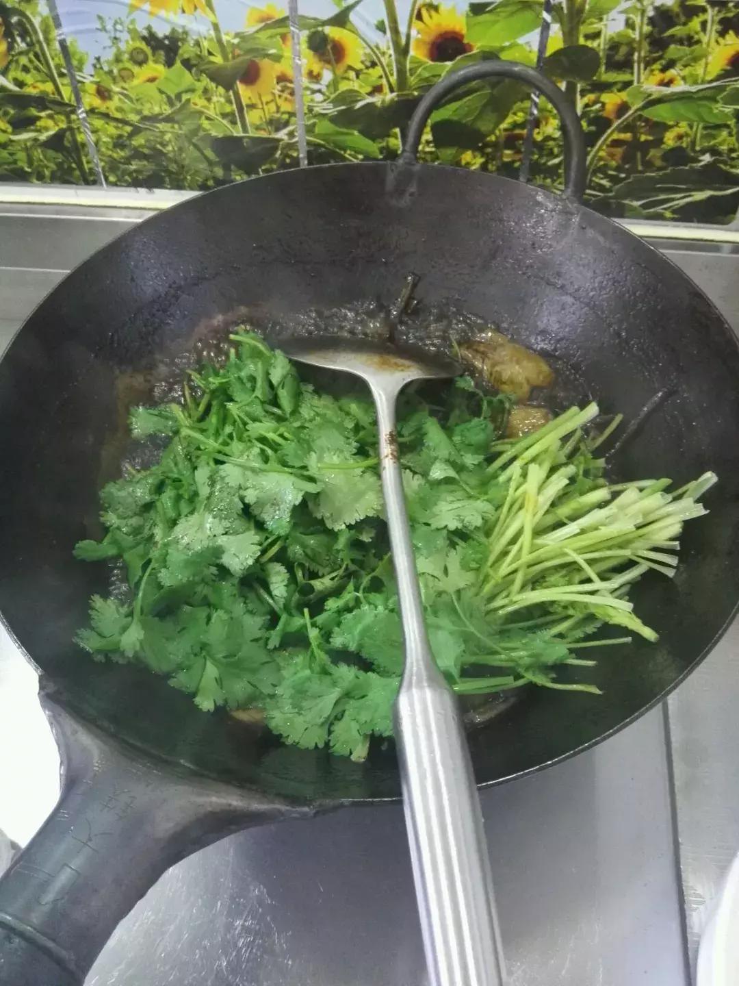 东北烀地瓜梗咸菜教程,东北烀咸菜疙瘩正宗做法