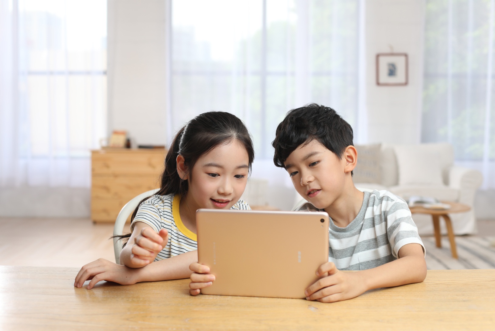 步步高家教机s3pro同步教材,步步高家教机s3和s3pros4有什么区别