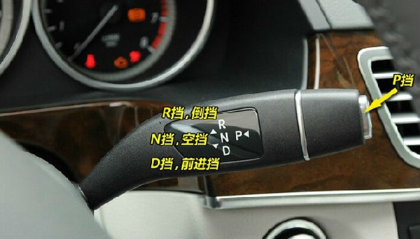 北汽新能源ec180内部按钮都有啥,北汽新能源汽车内部按钮图解