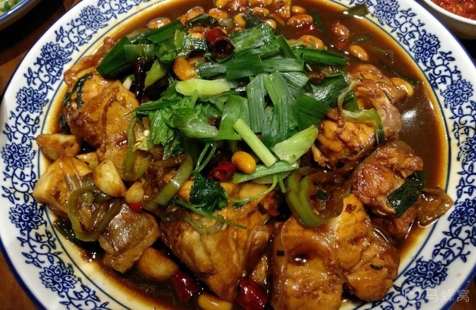 “山竹”过境，多雨模式启动，门口的餐馆也是极好，就近吃点啥？