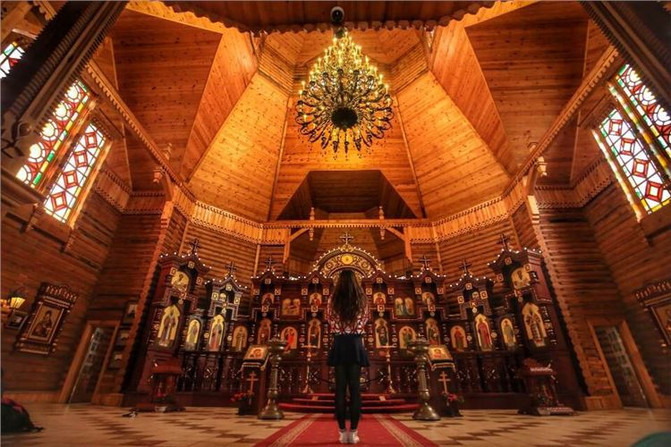 冰城伏尔加:“晴空下的雪域恋歌”让你知道旅行和旅游是两码事!