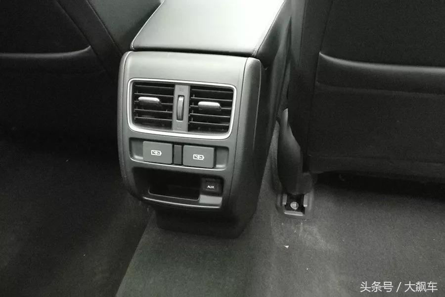 新雅阁内饰怎么样,新雅阁内饰效果