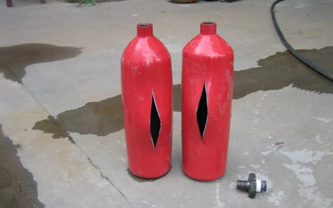 灭火器能不能随便扔掉,灭火器可以随意扔吗