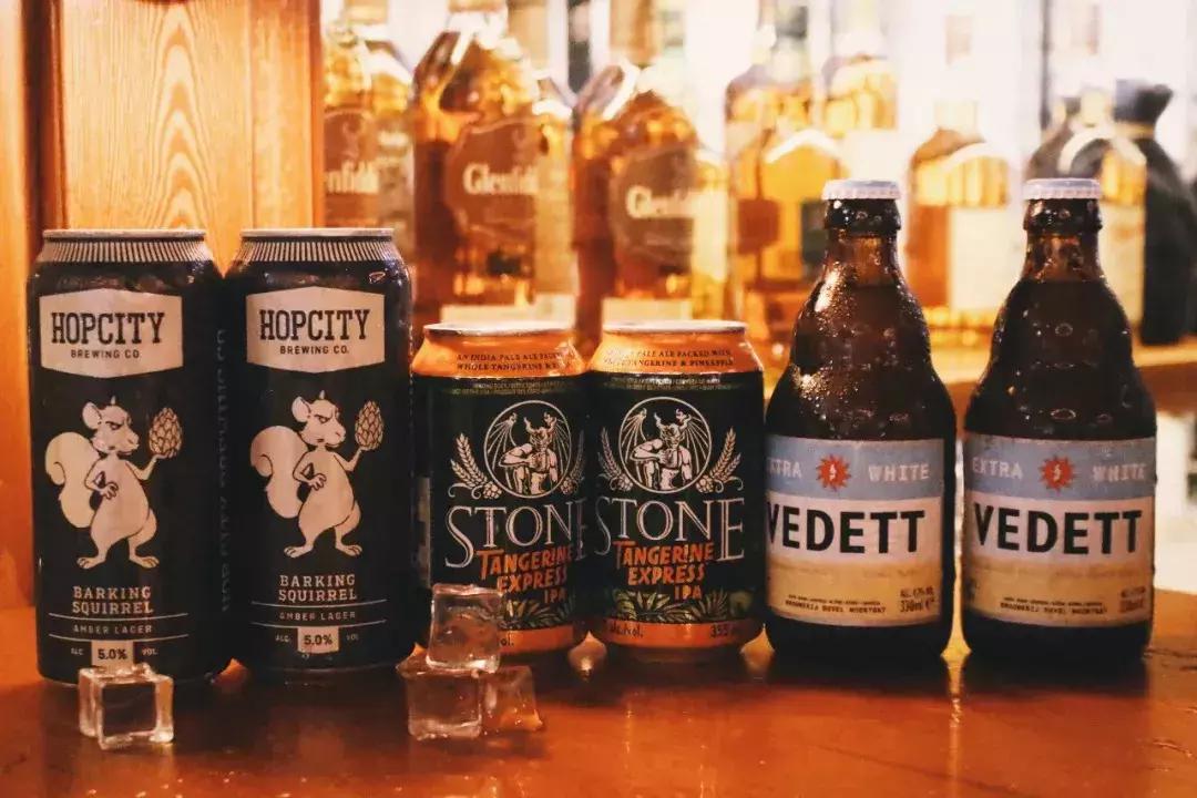 畅饮半个月！这家“自选型”酒吧就在民歌湖酒吧街！