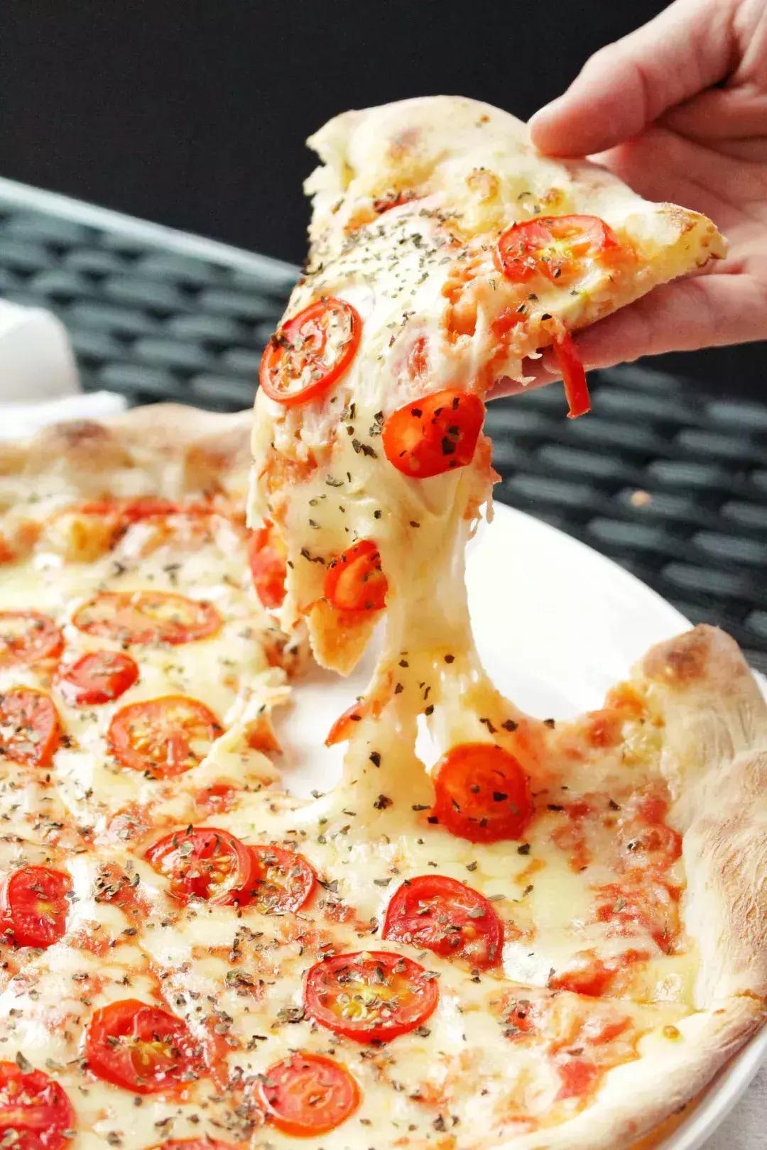 畅饮半个月！这家“自选型”酒吧就在民歌湖酒吧街！