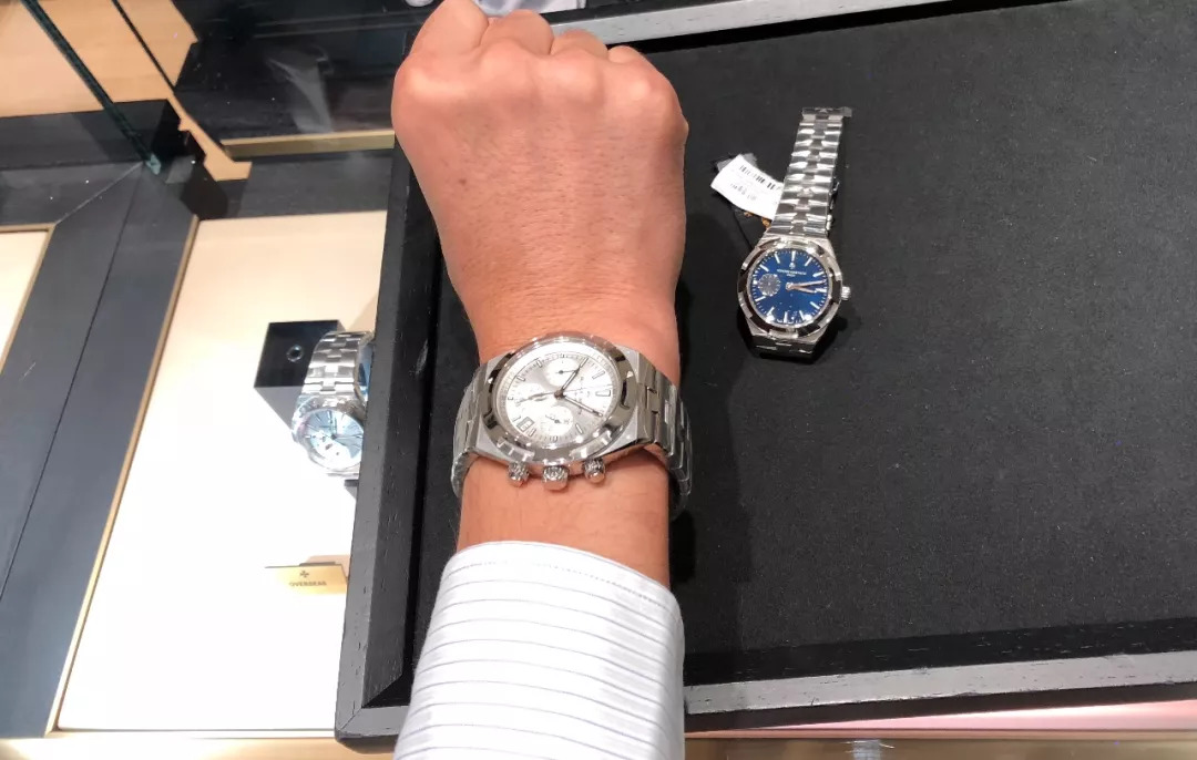 20万块钱左右的表,20万的表戴了5年能卖多少钱