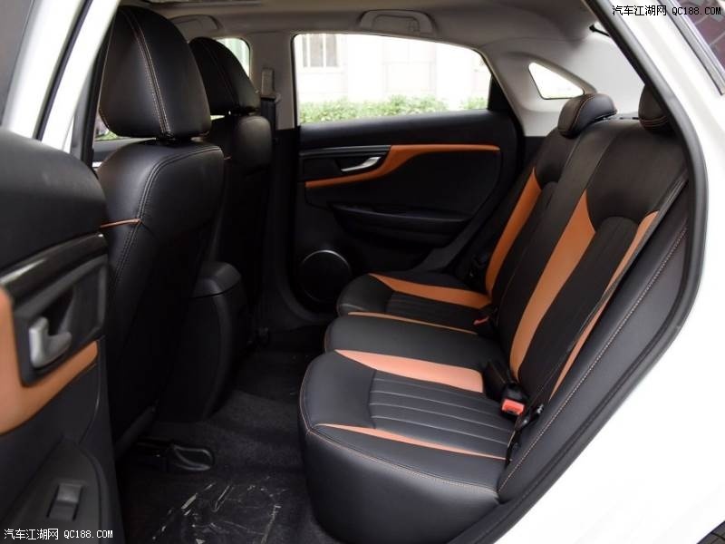 奔腾b50升级方案,一汽奔腾B50最新款