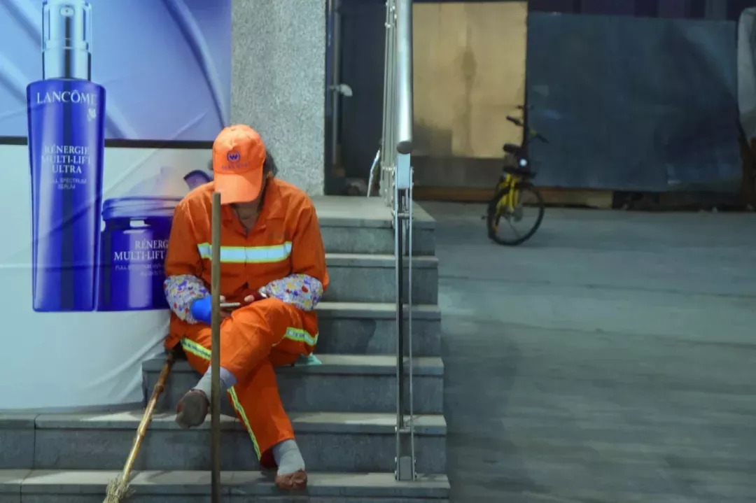 南京的夜晚真实图片,2005年的南京街头真实影像