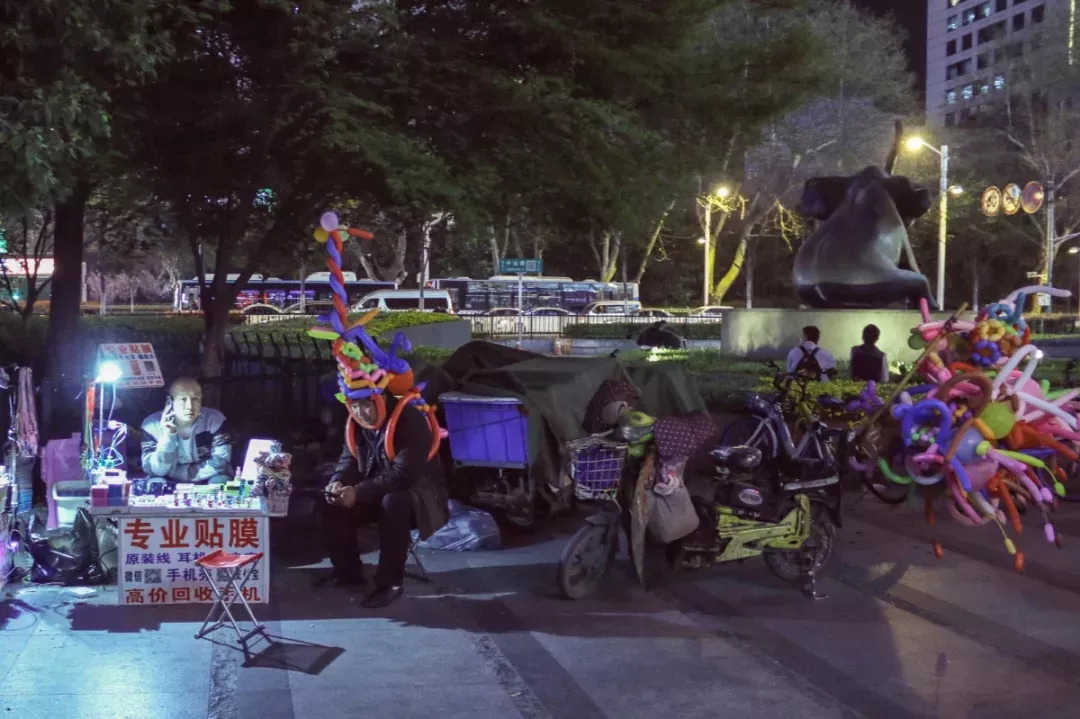 南京的夜晚真实图片,2005年的南京街头真实影像