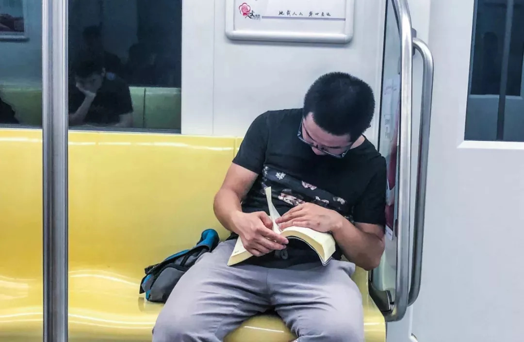 南京的夜晚真实图片,2005年的南京街头真实影像