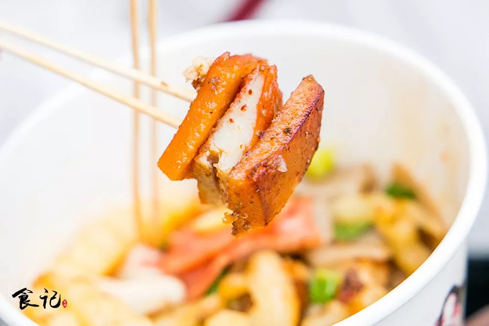 街边铁板烧多少钱一份,杭州校门口铁板烧