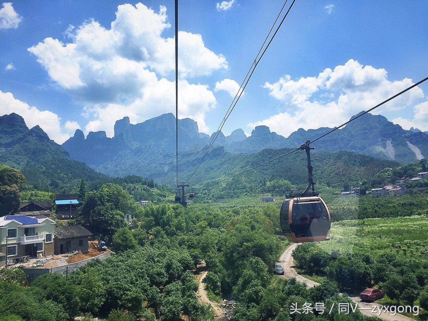 去张家界旅游跟团还是自己游,去张家界自己玩还是团玩便宜