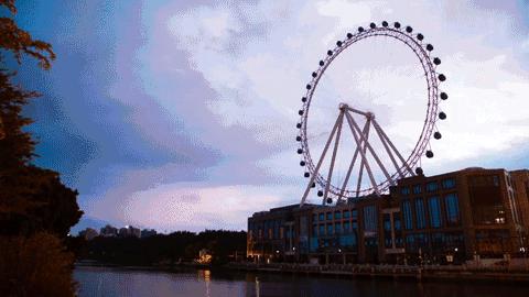 当你抱怨生活太难时,当你抱怨生活不易时