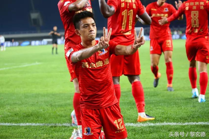 高洪波绝杀巴拉圭,高洪波带队2比3韩国比赛