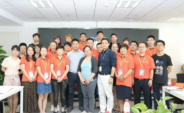 特色产业助力农民走上脱贫致富路,贫困户创业带领乡亲致富