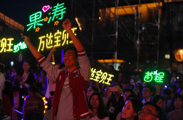 为什么全国只有这家企业的唱歌比赛能直通好声音？