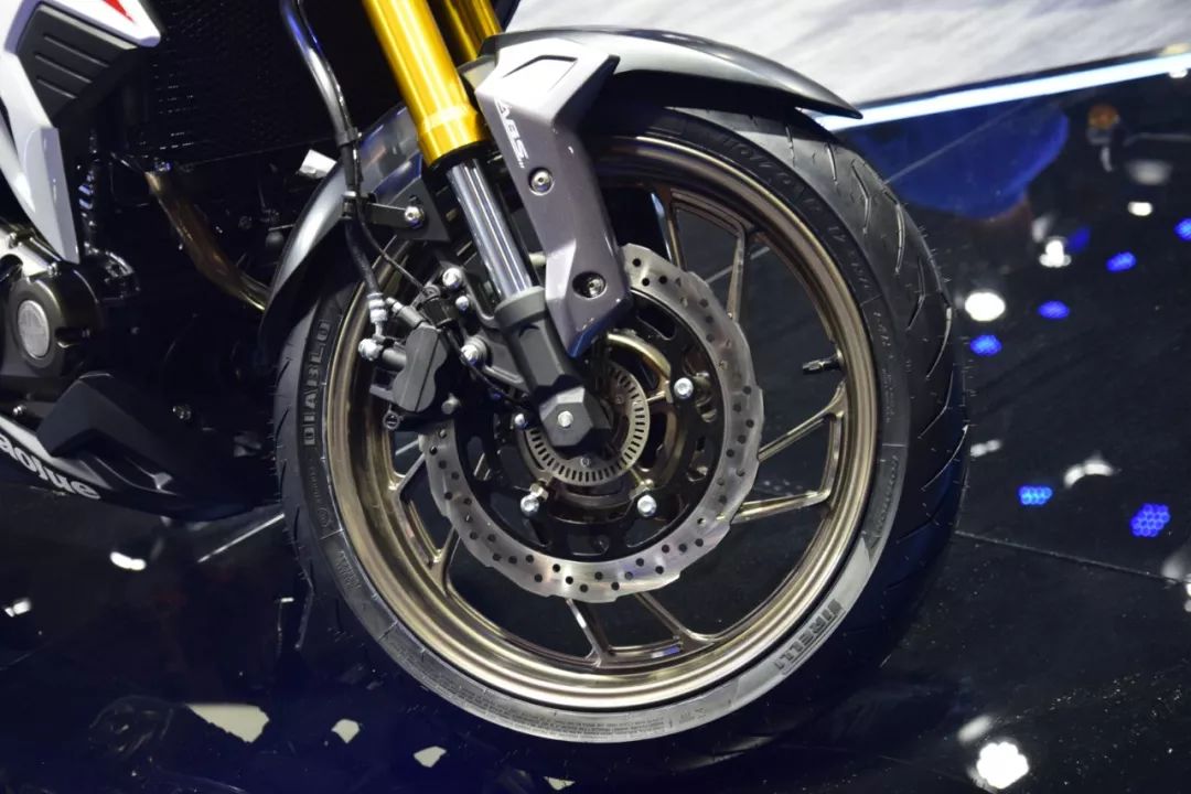 隆鑫500拉力摩托,2022年无极隆鑫摩博会