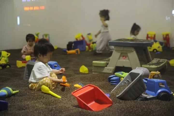 2岁宝宝耳朵化脓了,2岁宝宝耳朵流脓表现