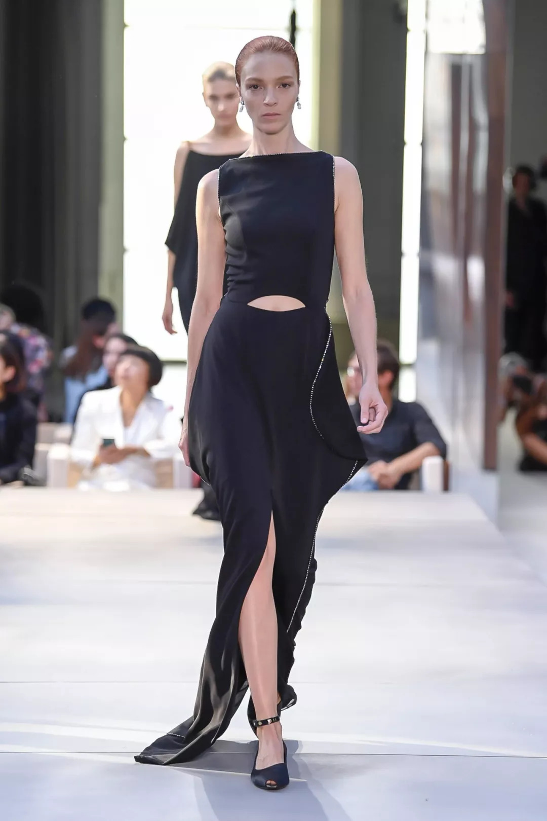 celine和burberry哪个好,celine和burberry