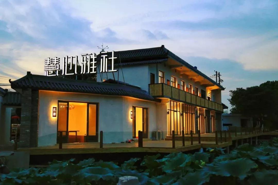 家乡魅力秀：武汉慧心雅社演绎东湖民间祭月，媲美古装实景大剧