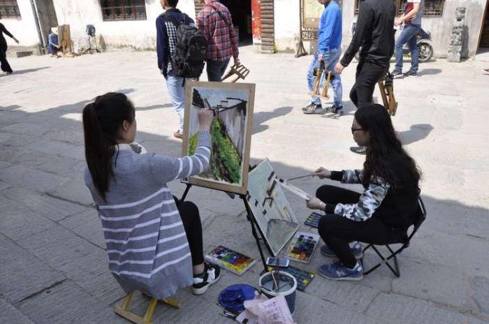 宏村旁边最美的村,安徽宏村古村旅游