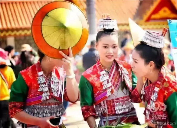 云南傣族服饰的认识和了解,傣装衣服款式图