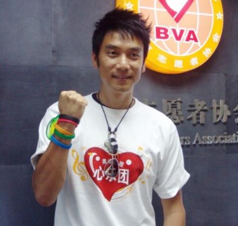 曾凭一首歌爆红二婚后却跳楼,凭借一首歌走红大江南北