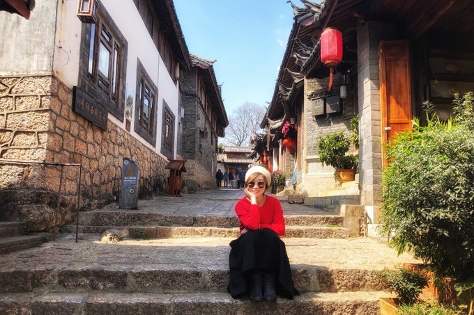 云南八日：看我家帅气小哥哥如何拍照？网友：花痴也要有限度