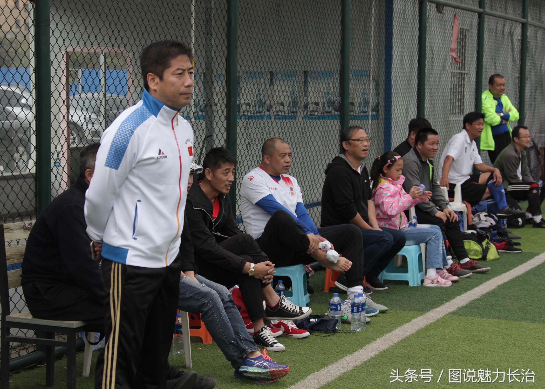 足球俱乐部庆祝中秋,篮球队10周年庆祝活动