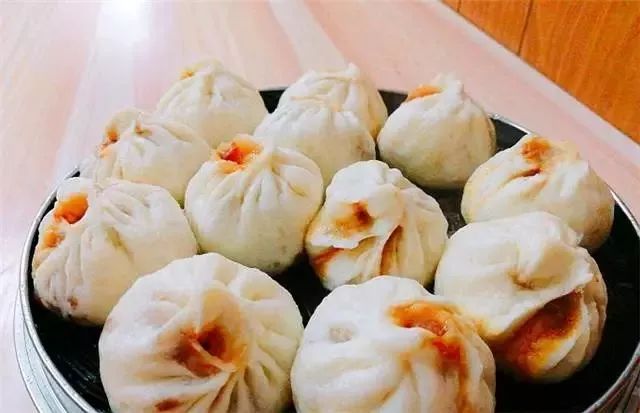 探店老字号包子店,深藏街巷29年的老牌包子