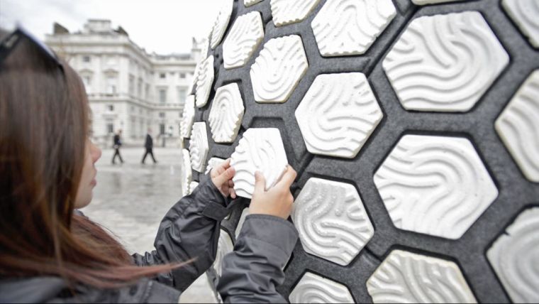 这位设计师的脑洞也是真够逆天的,这位设计师太有才了