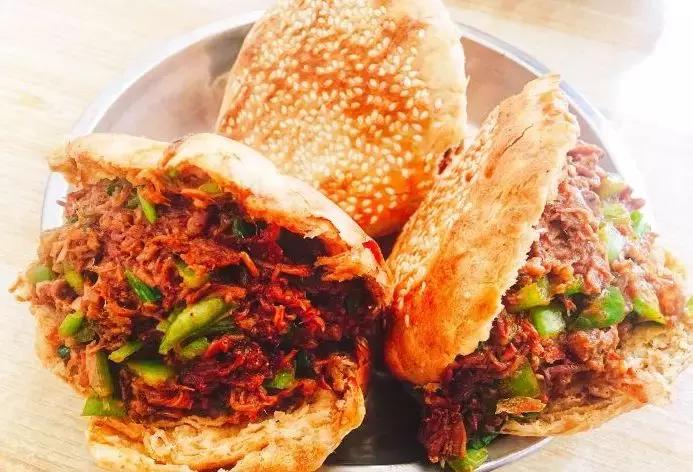 北京需要排队的饭店,北京正宗老字号烧饼店