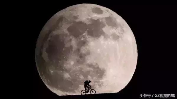 为什么摄影大师都喜欢拍黑白,为什么不推荐18-135的焦段