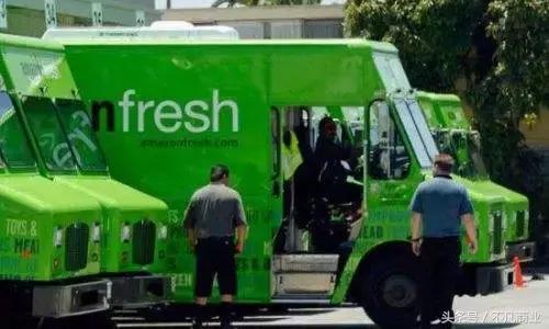 宝妈、便利店主狂欢入场，社区拼团成巨头角力新战场